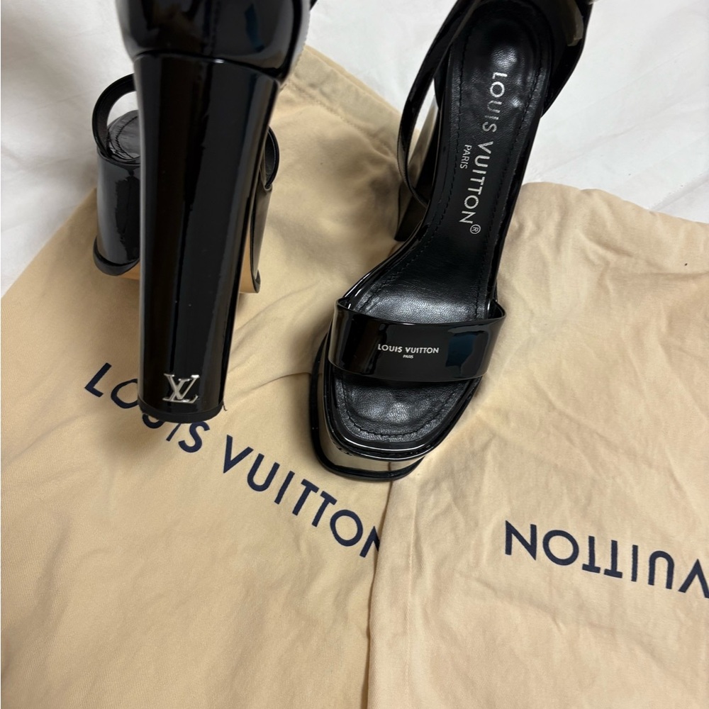 Louis Vuitton Glossy Black Heels